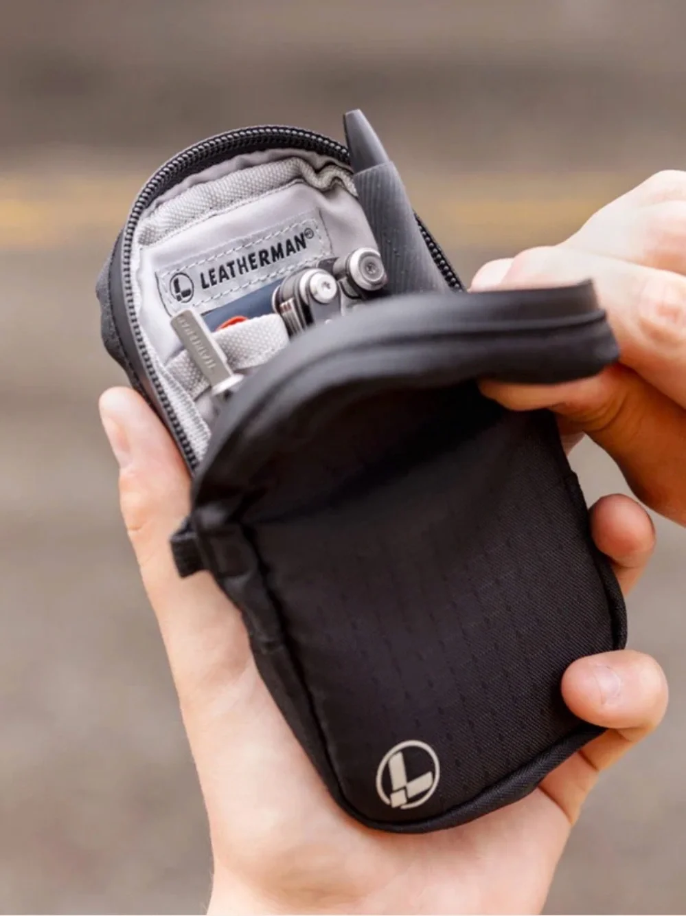 Weatherman Black Compact Tool Pouch - Picture 6 of 8
